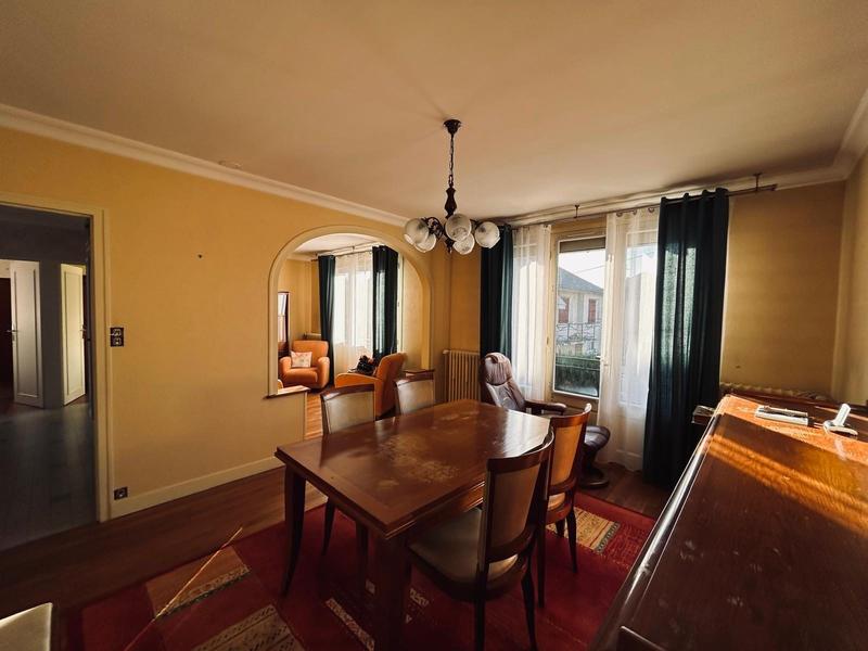 Maison - 93 m² - 4 pièces