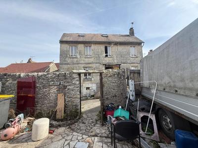 Maison - 160 m² - 5 pièces