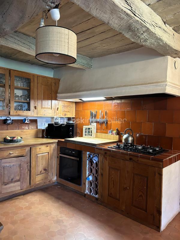 Maison - 181 m² - 6 pièces