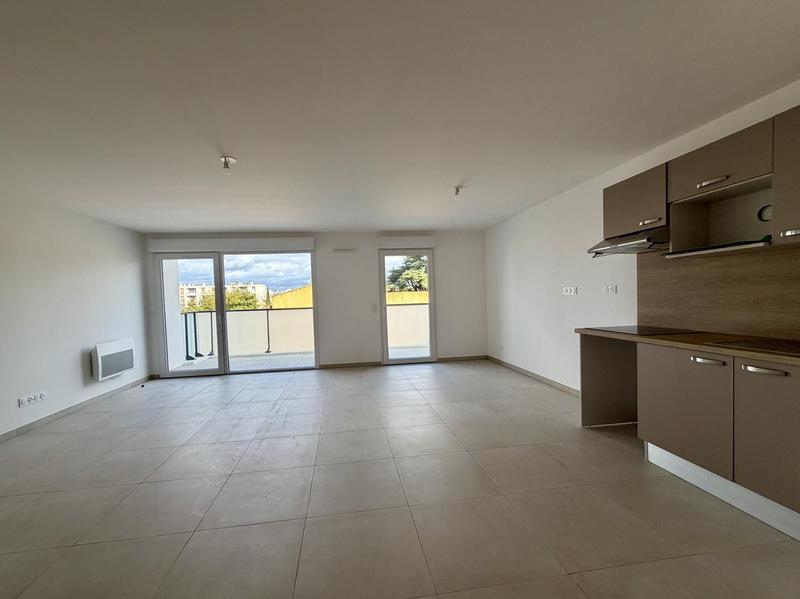 Appartement - 67 m² - 3 pièces