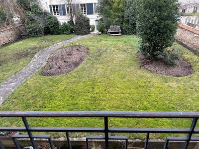 Appartement - 134 m² - 9 pièces