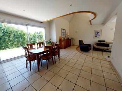 Maison - 145 m² - 7 pièces