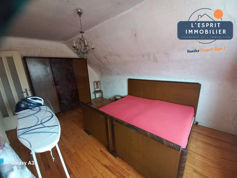 Maison ancienne - 163 m² - 8 pièces