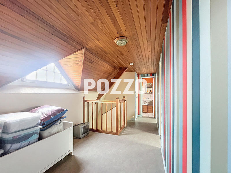 Maison - 142 m² - 6 pièces