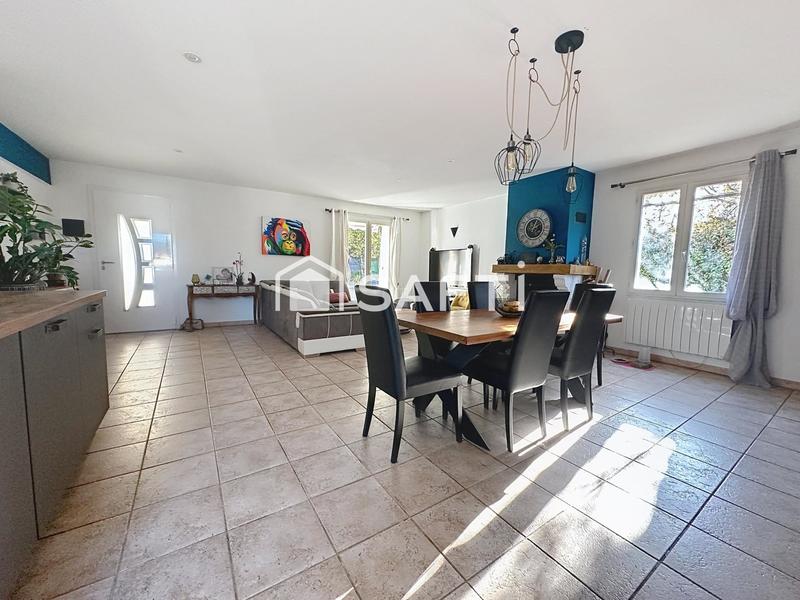 Maison - 130 m² - 6 pièces