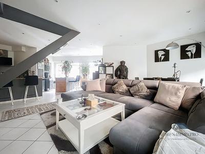 Maison - 125 m² - 5 pièces