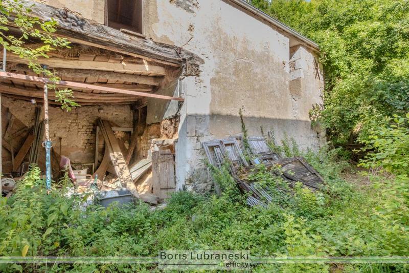 Maison - 150 m² - 4 pièces