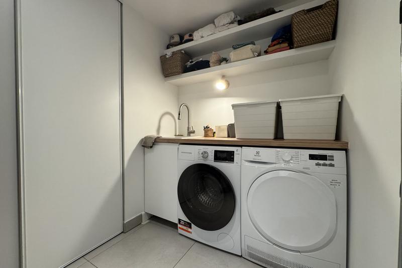 Appartement - 136 m² - 6 pièces