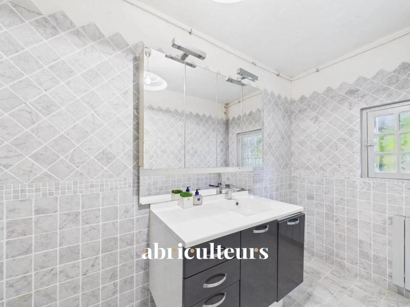 Maison ancienne - 223 m² - 7 pièces