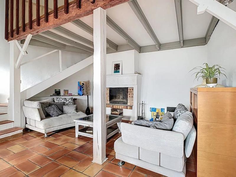 Maison - 201 m² - 5 pièces