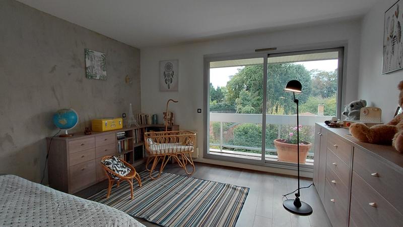 Appartement - 125 m² - 5 pièces