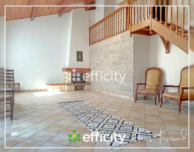 Maison - 238 m² - 10 pièces