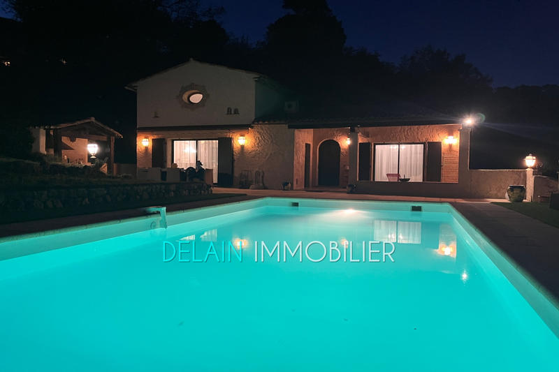 Maison - 149 m² - 4 pièces