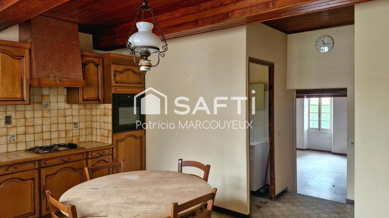 Maison - 95 m² - 5 pièces