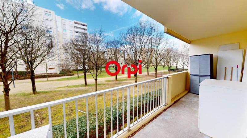 Appartement - 85 m² - 5 pièces