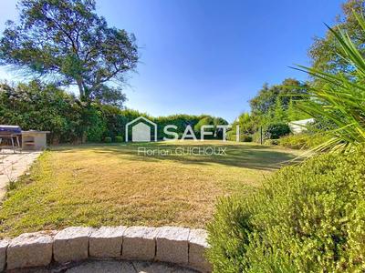 Maison - 96 m² - 5 pièces