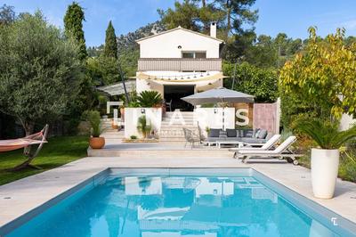 Maison - 127 m² - 5 pièces