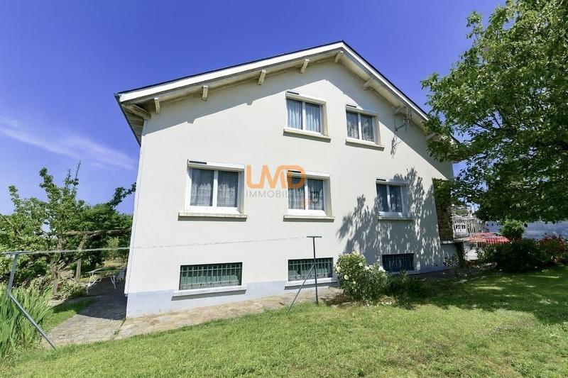 Maison de village - 140 m² - 5 pièces