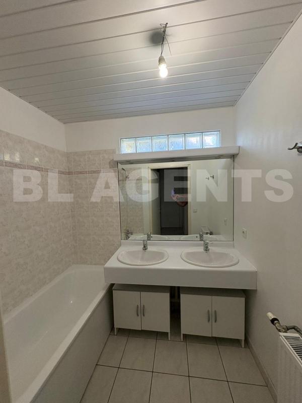 Appartement - 77 m² - 4 pièces