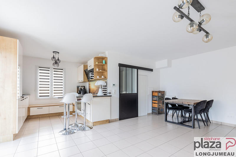 Maison - 83 m² - 5 pièces