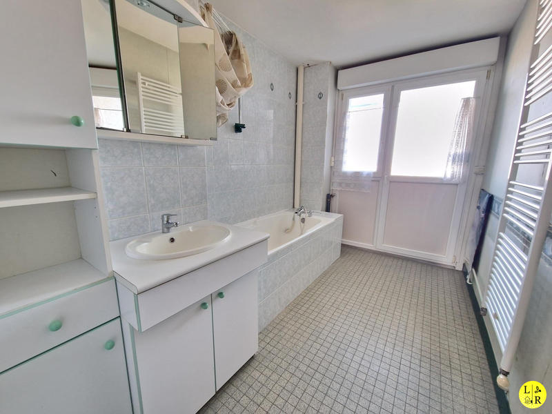 Duplex - 94 m² - 4 pièces