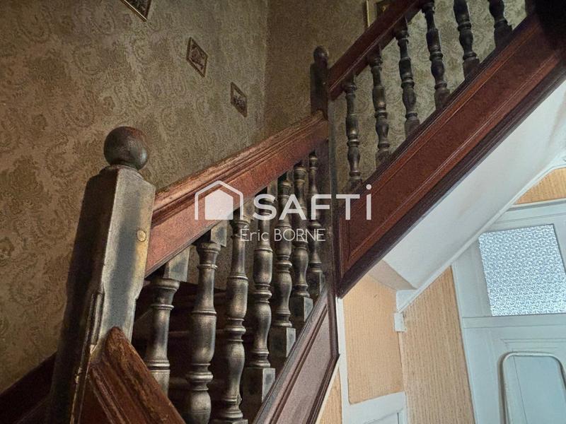 Maison - 180 m² - 8 pièces