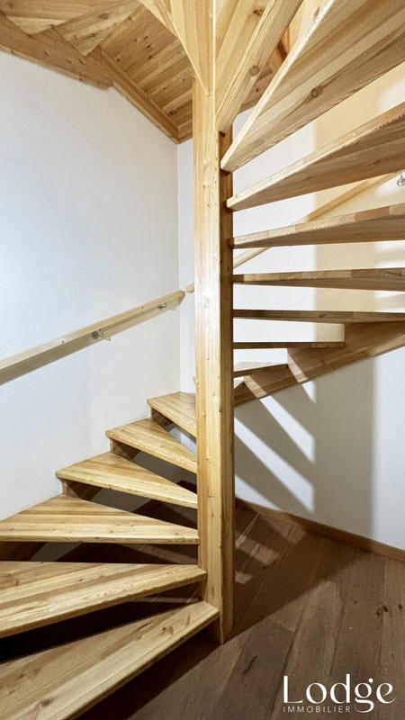 Appartement - 72 m² - 2 pièces