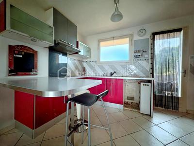 Appartement - 82 m² - 4 pièces