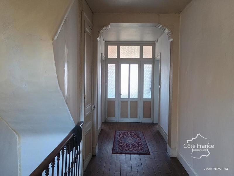 Maison de ville - 211 m² - 8 pièces