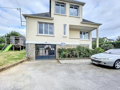 Maison - 103 m² - 5 pièces