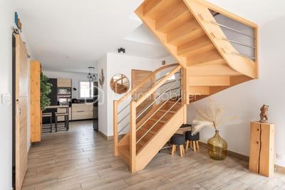 Maison jumelée - 121 m² - 5 pièces