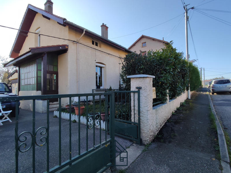 Maison - 85 m² - 5 pièces