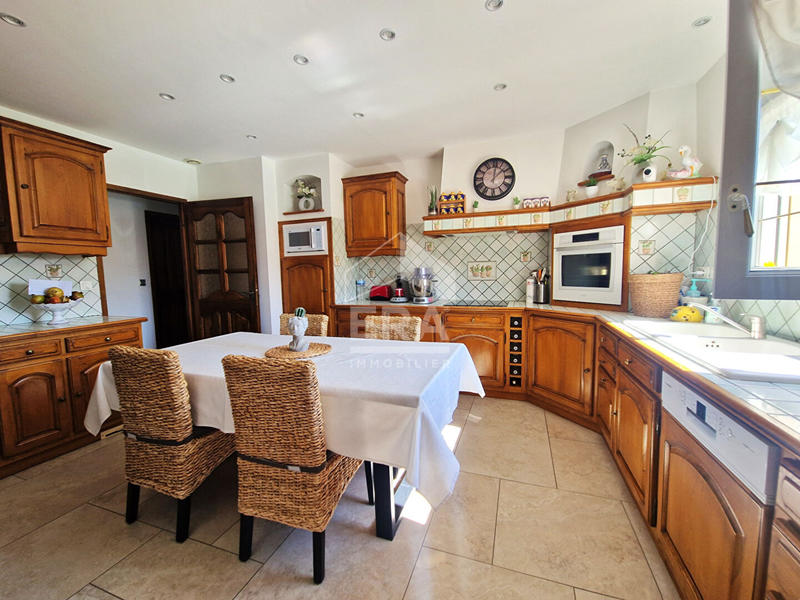 Maison - 150 m² - 6 pièces