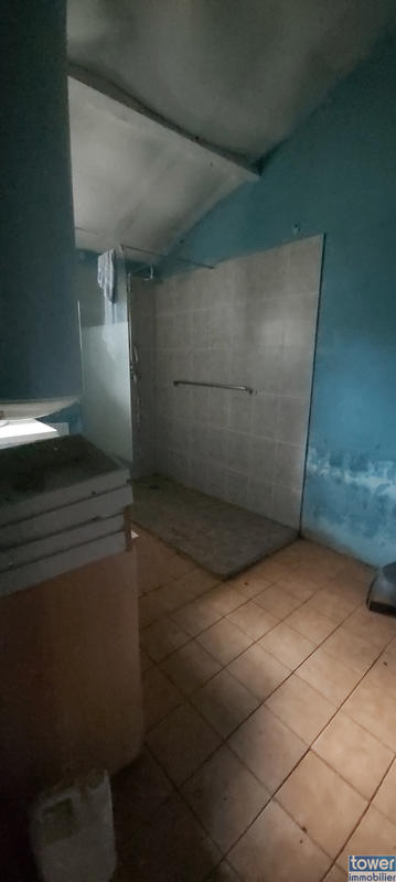 Maison - 94 m² - 5 pièces