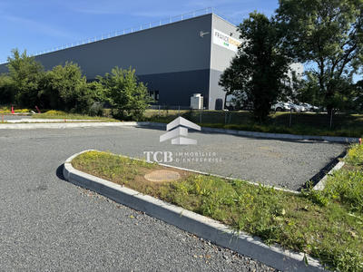 Local d'activités - 930 m²