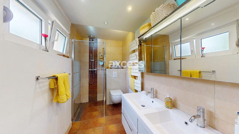 Maison - 147 m² - 7 pièces