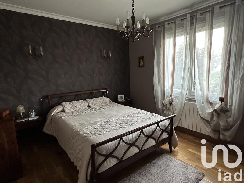 Maison - 209 m² - 6 pièces