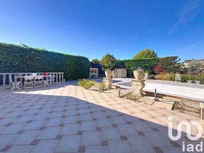 Maison - 280 m² - 7 pièces