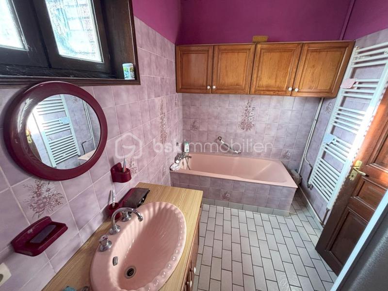 Corps de ferme - 180 m² - 5 pièces