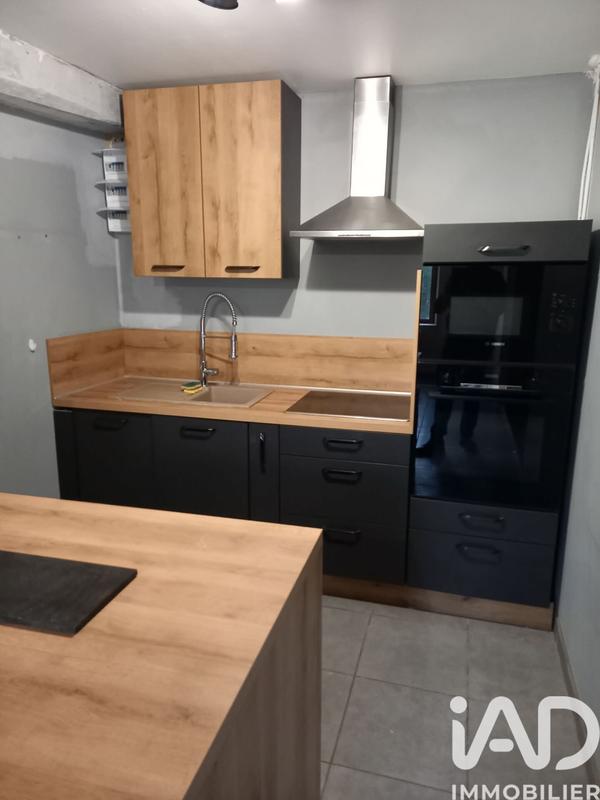 Maison - 190 m² - 9 pièces