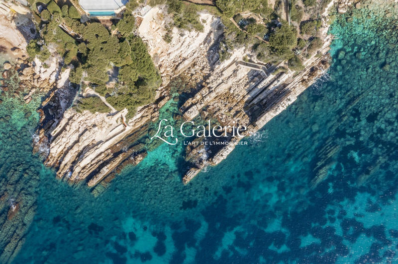 Villa - 282 m² - 7 pièces