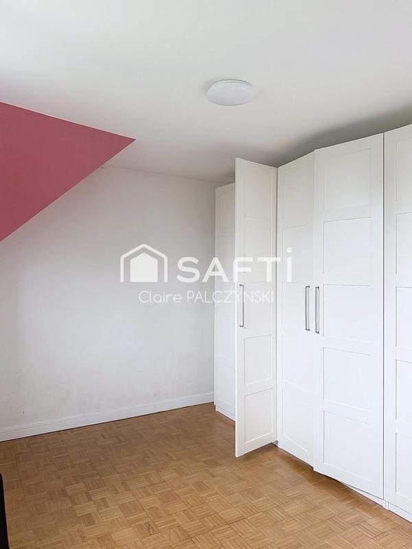 Maison - 220 m² - 9 pièces