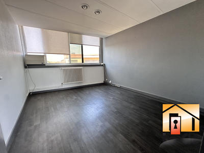 Appartement - 91 m² - 6 pièces