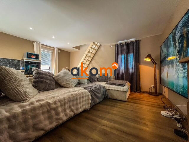 Maison - 81 m² - 5 pièces