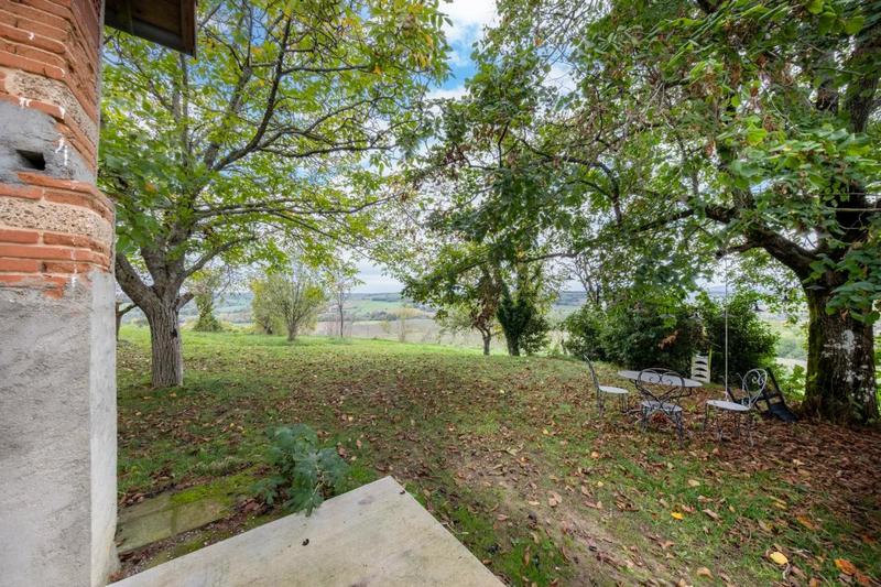 Maison - 202 m² - 6 pièces