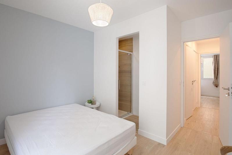 Appartement - 70 m² - 5 pièces