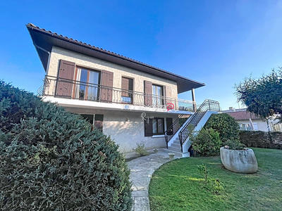 Maison - 160 m² - 7 pièces