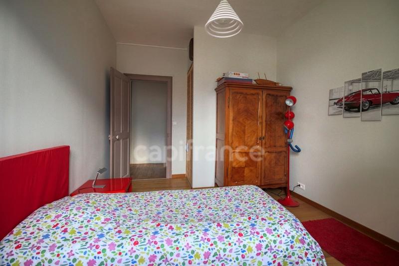 Maison bourgeoise - 252 m² - 8 pièces