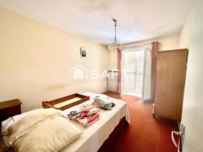 Maison - 200 m² - 8 pièces