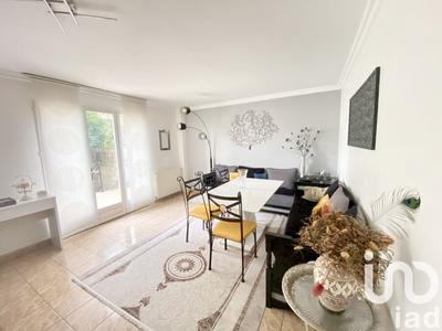 Maison - 210 m² - 9 pièces